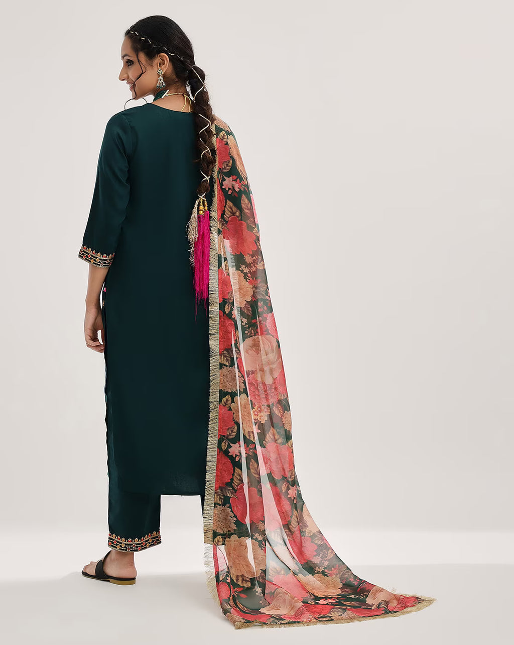 Green Ethnic Motifs Embroidered Sequinned Straight Kurta & Trousers With Dupatta