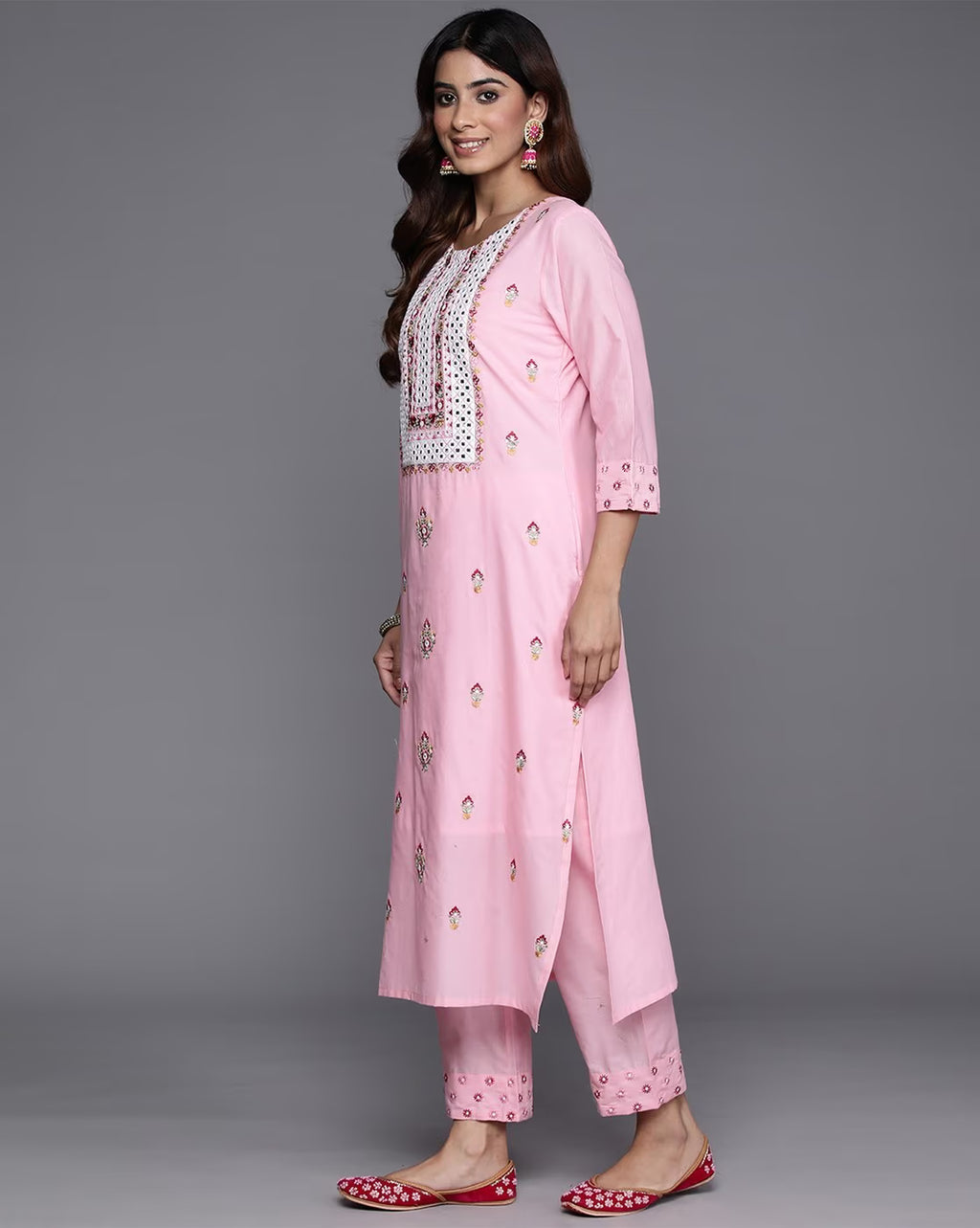 Floral Embroidered Thread Work Pure Cotton Kurta with Trousers & Dupatta